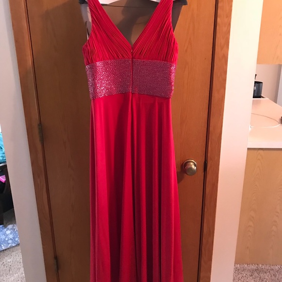 Red prom dress - Picture 2 of 4